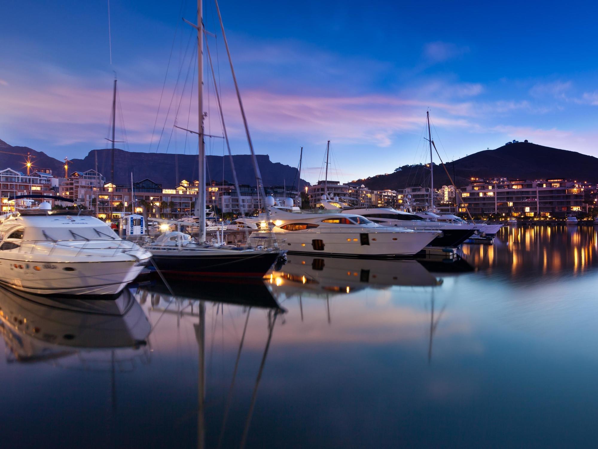 Marina Waterfront Apartments Cape Town Exterior photo